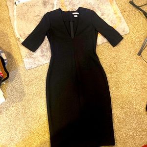 Aritizia Babaton dress. Never worn. Size 4.